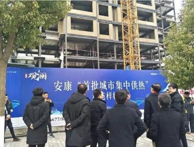 西安建筑科技大學(xué)副校長(zhǎng)、中國(guó)著名鋼結(jié)構(gòu)專家郝際平率團(tuán)考察安康高新區(qū)卓達(dá)綠色裝配式產(chǎn)業(yè)基地